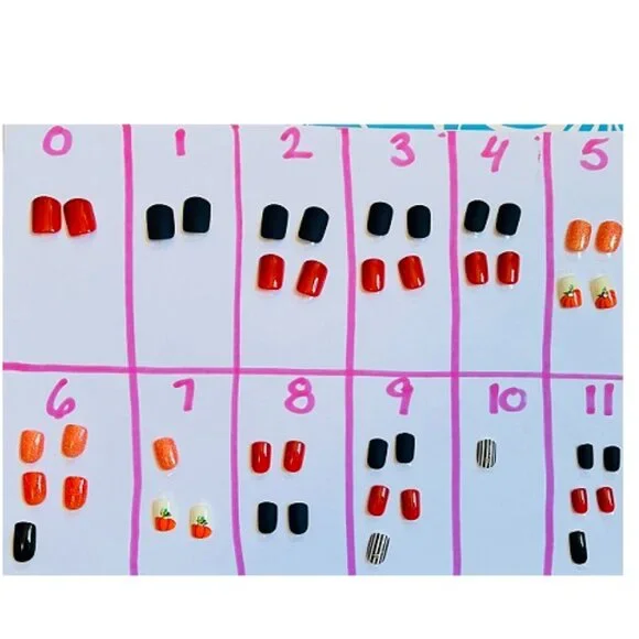 mix of Halloween nails - 126 nails total (pics of all nails in listing) - Picture 3 of 7